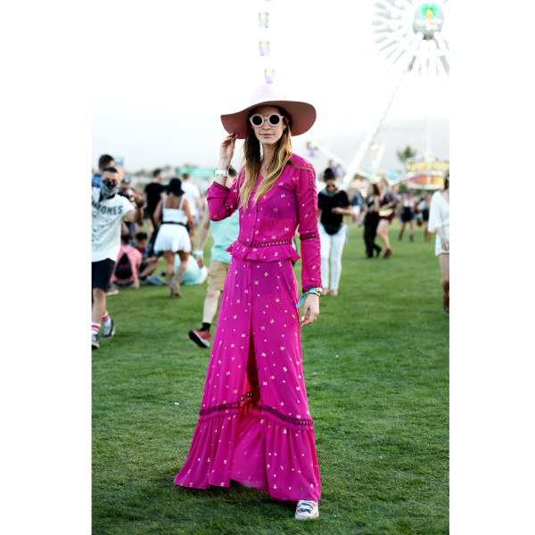 Coachella-Street-Style-2016-Pink-Dress-600x600